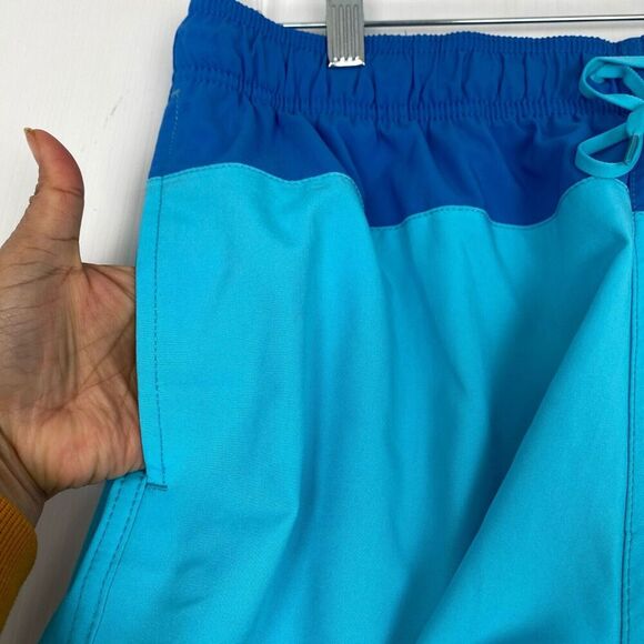 Speedo Men's Swimsuit size L Blue Short Round Solid Block beach UPF 50+ Y2K NEW - Picture 6 of 13